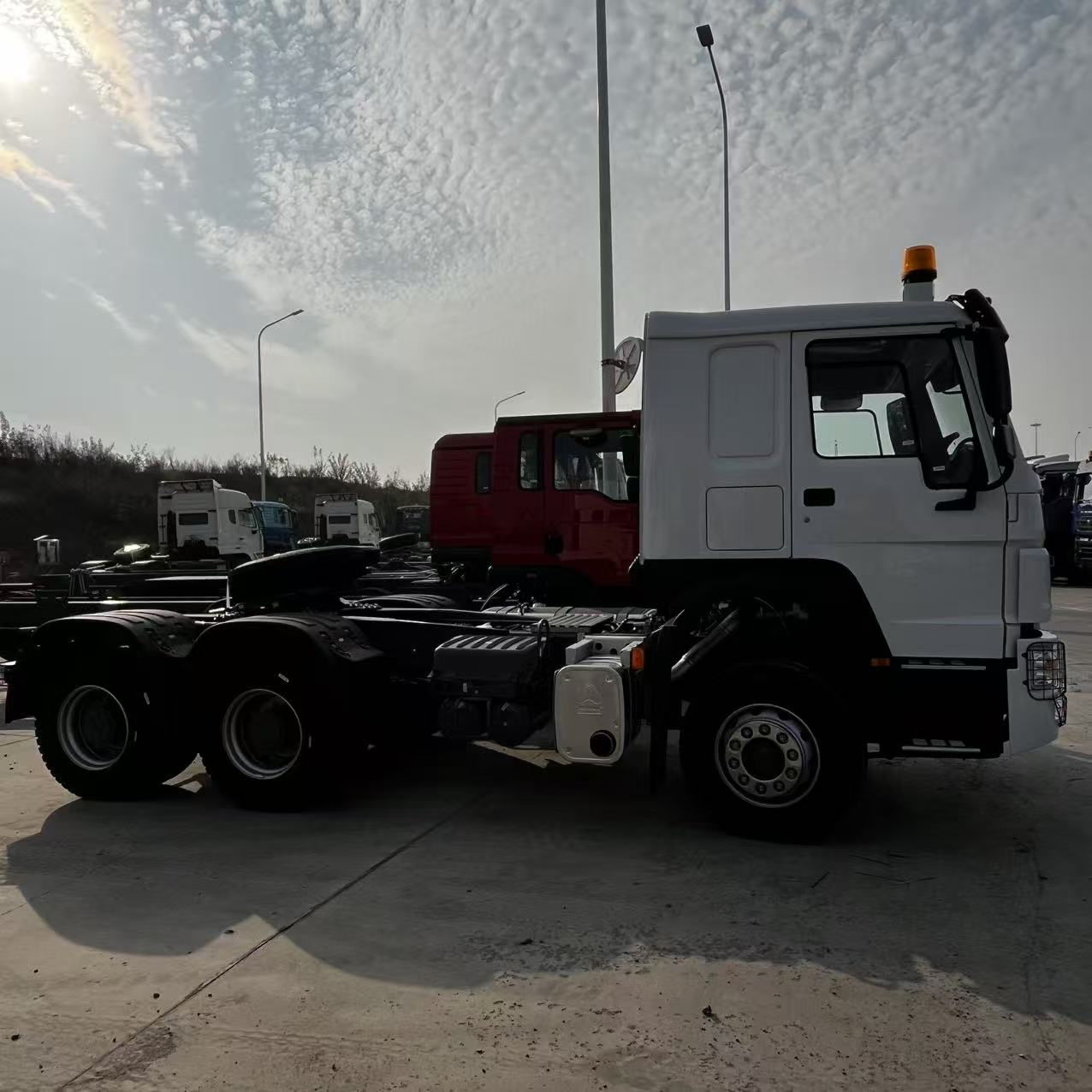 HOWO 7 6x4 Tractor Truck 3
